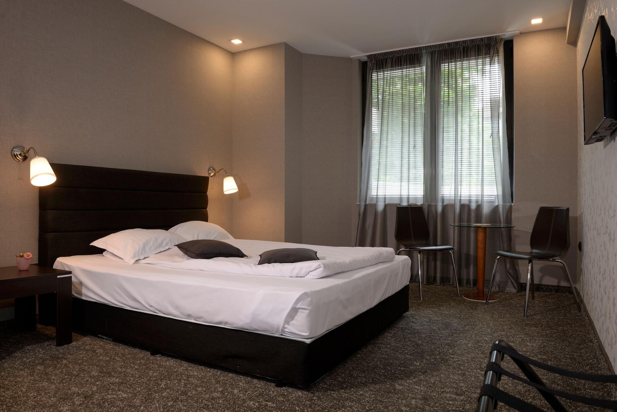 St. George Hotel Sofia Luaran gambar